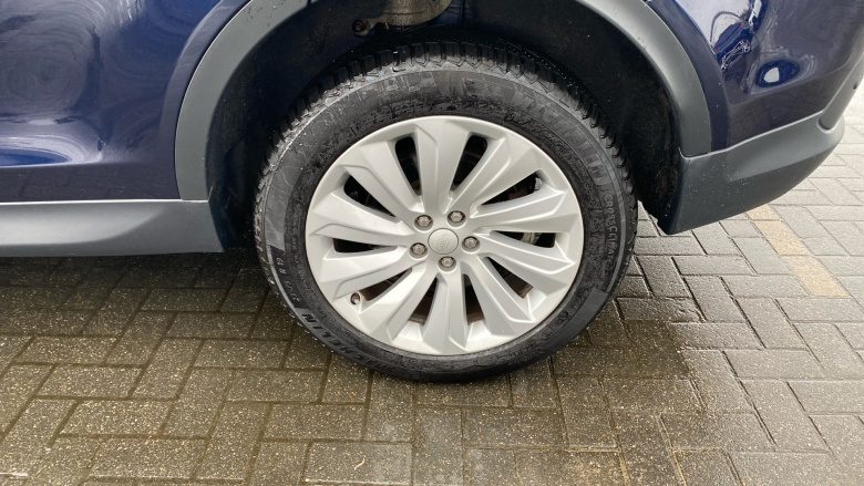 Land Rover Discovery Sport 2.0 P250 SE 5dr Auto Petrol Station Wagon